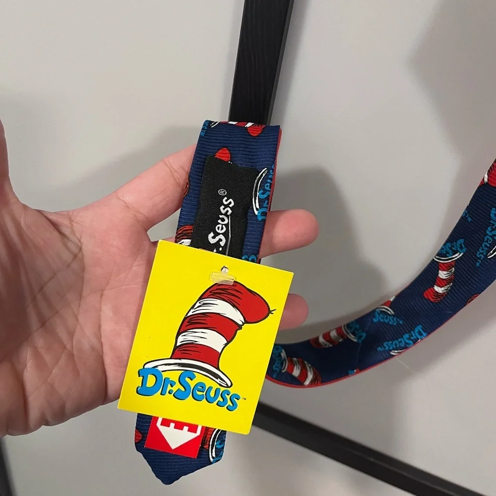 Dr SEUSS Necktie Vintage 2000 Multi Color 100% Polyester Korea Made - New!